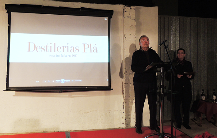 José Mateu Plà realitza el seu discurs a la festa del 125 aniversari de Destil·leries Plà.